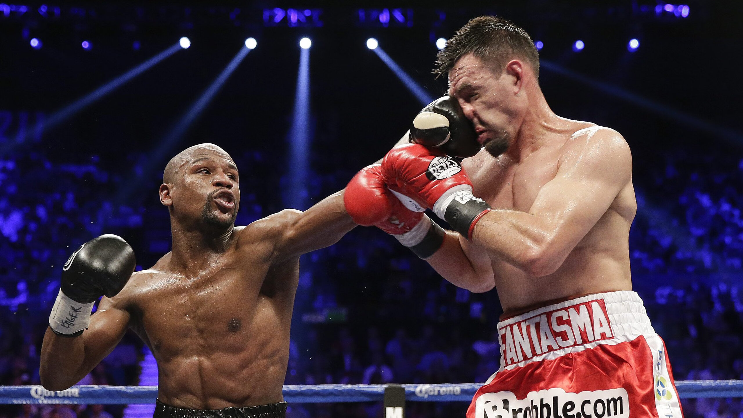 老鹰展翅轻取湖人，文班亚马进攻端无人可挡