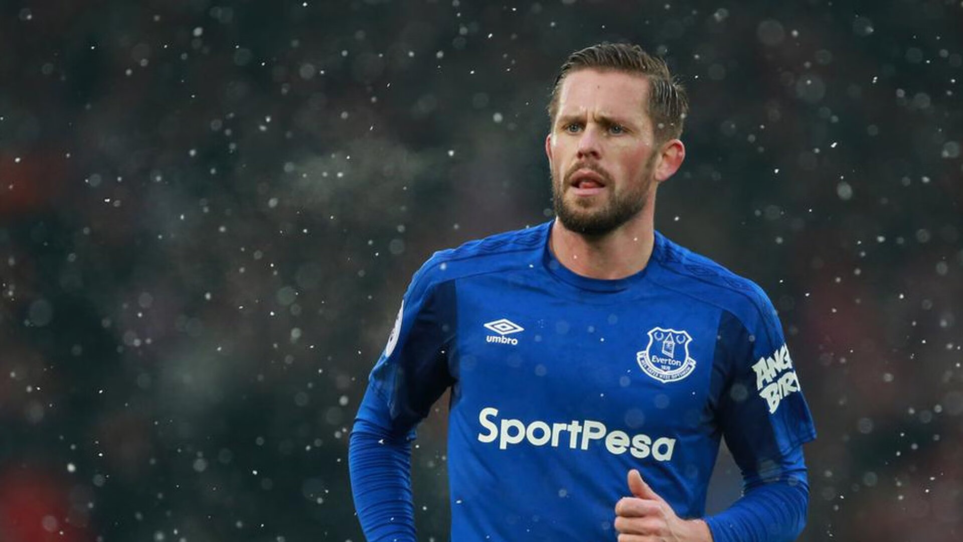 赛道风云，佩雷兹带队，梅赛德斯强势碾压阿斯顿马丁